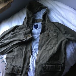 ARMY GREEN UTILITY JACKET